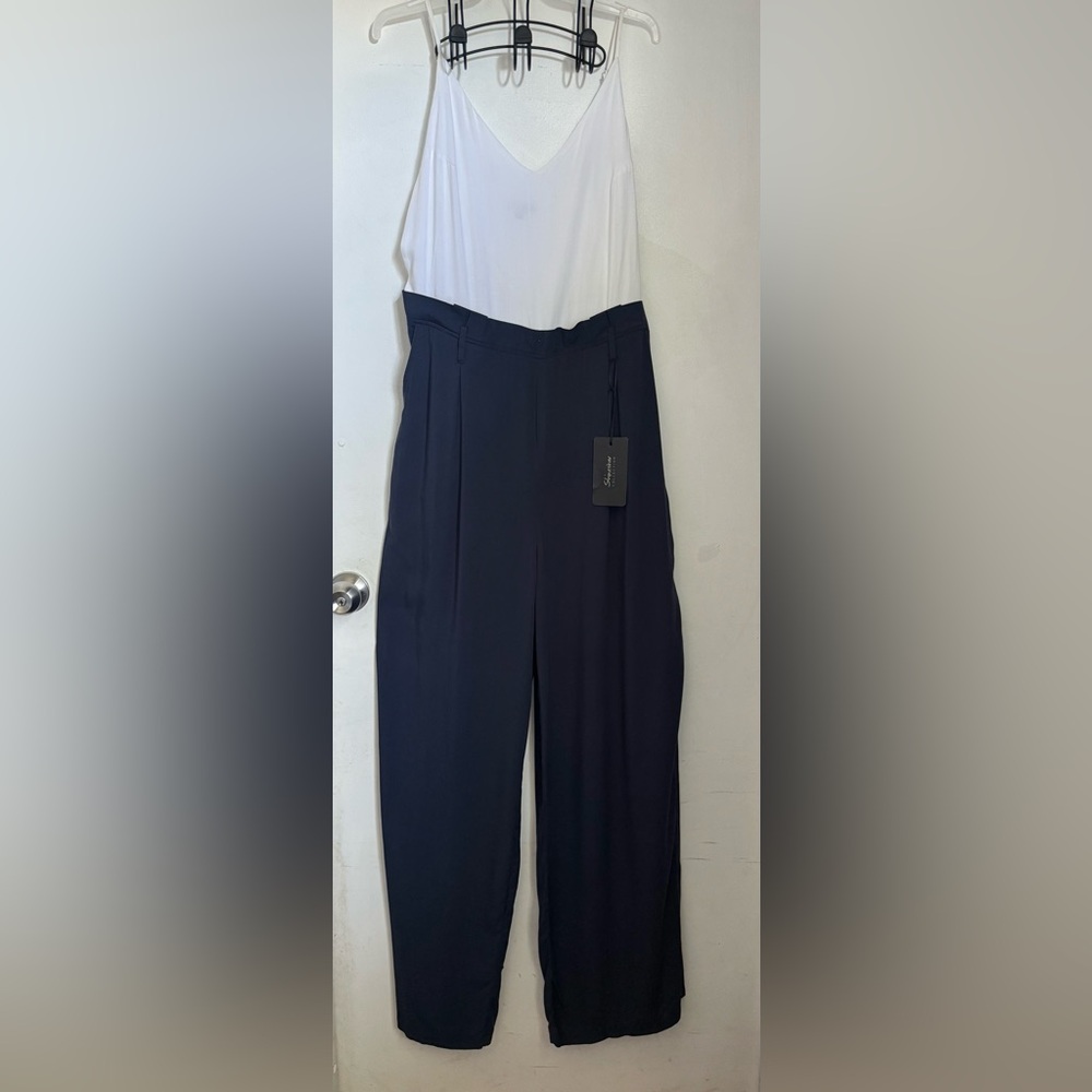 Shine Star Jumpsuit Paper Bag
Waist Tank Top White and blue SizeLarge